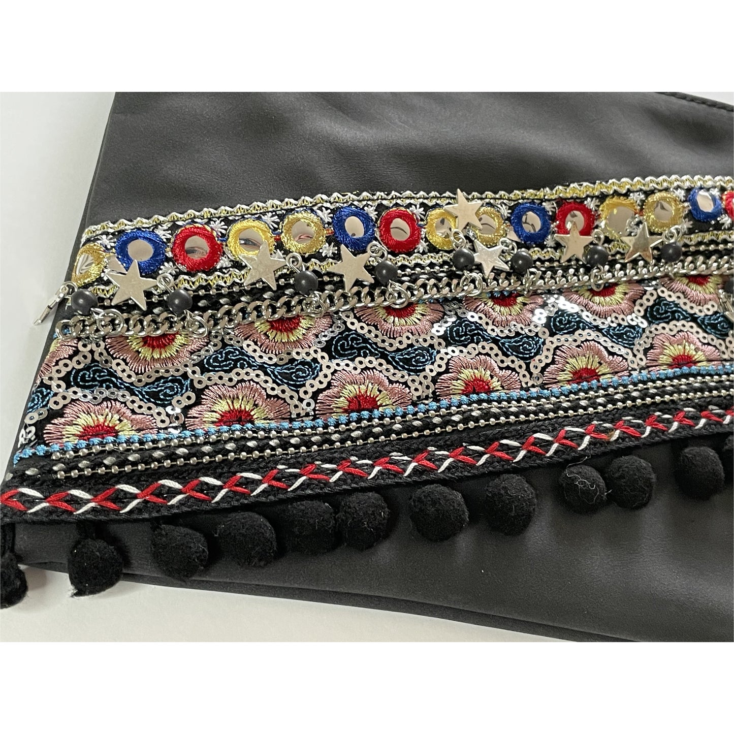 Cameo clutch ‘black’ - Reah