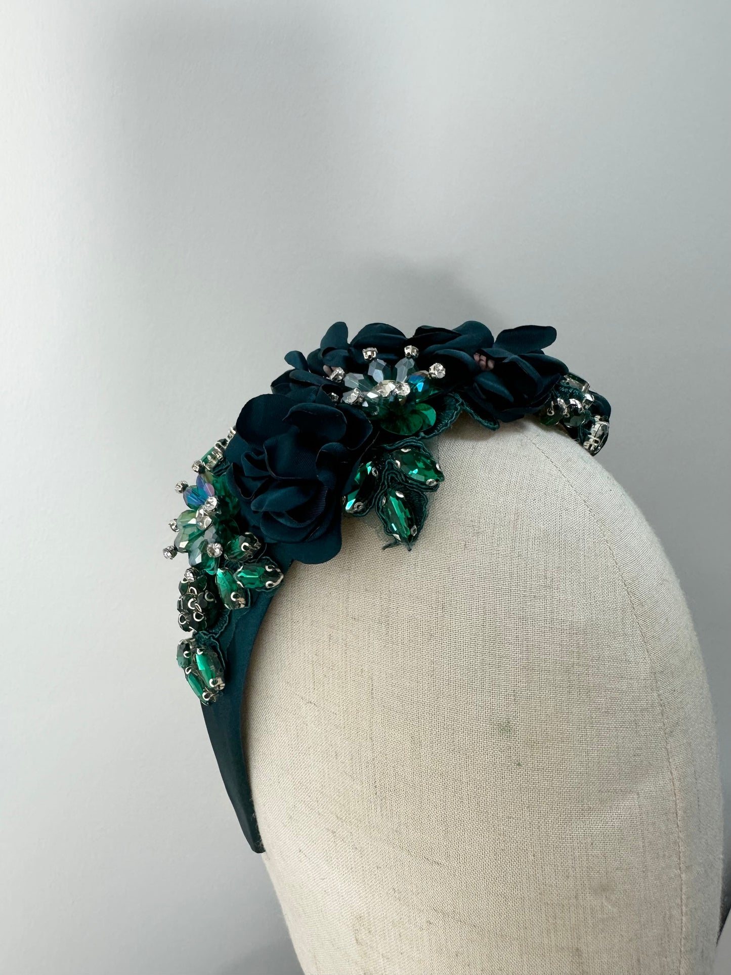 Emerald green beaded hairband