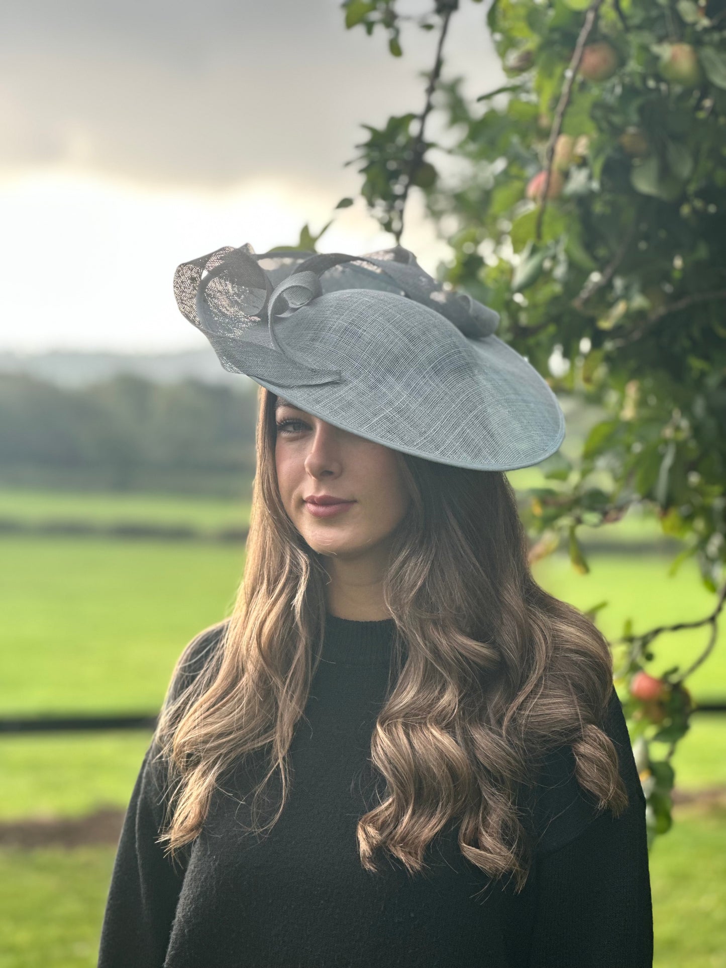 Grey swirl saucer headpiece