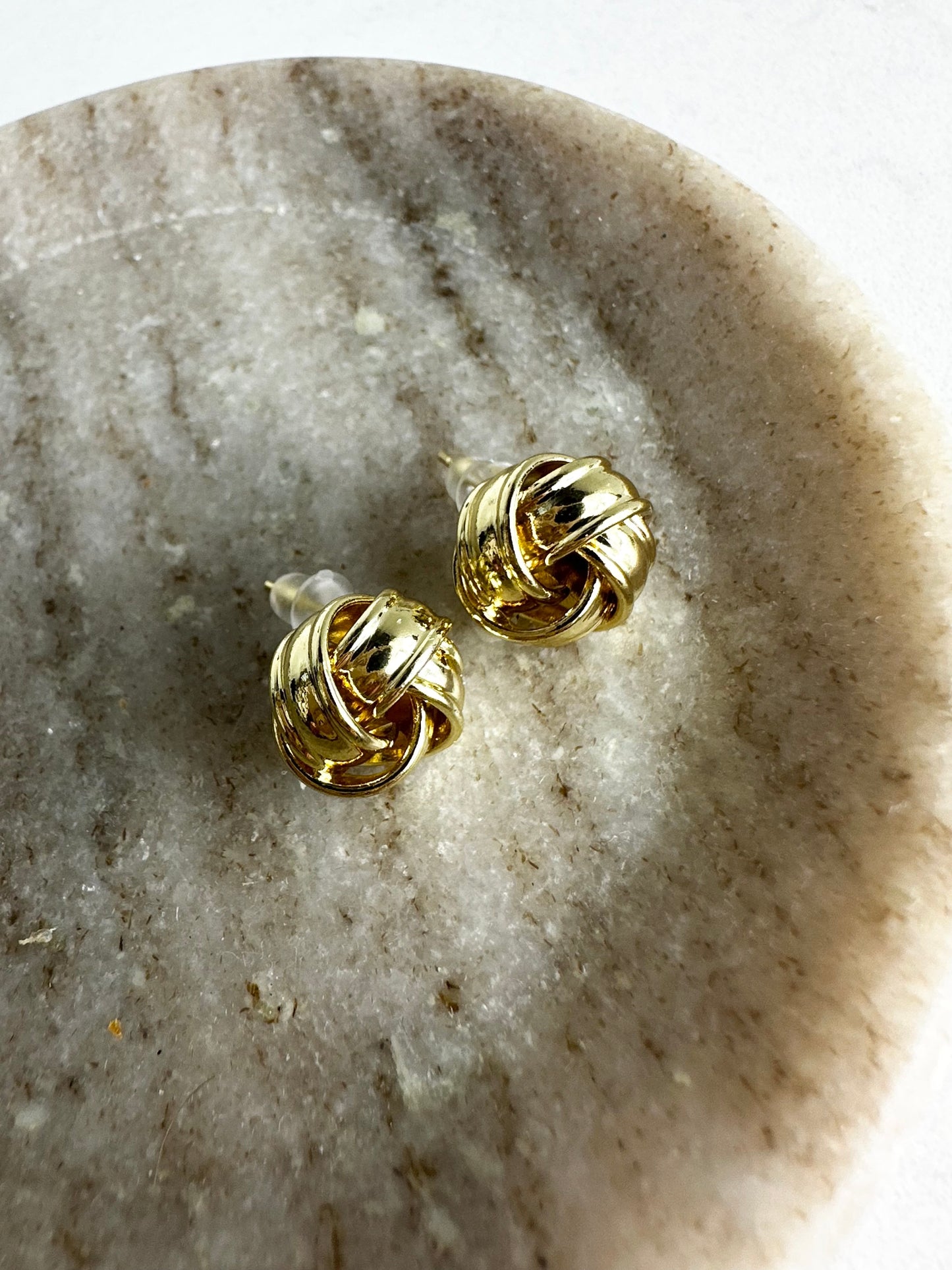 Ivy studs ‘gold’