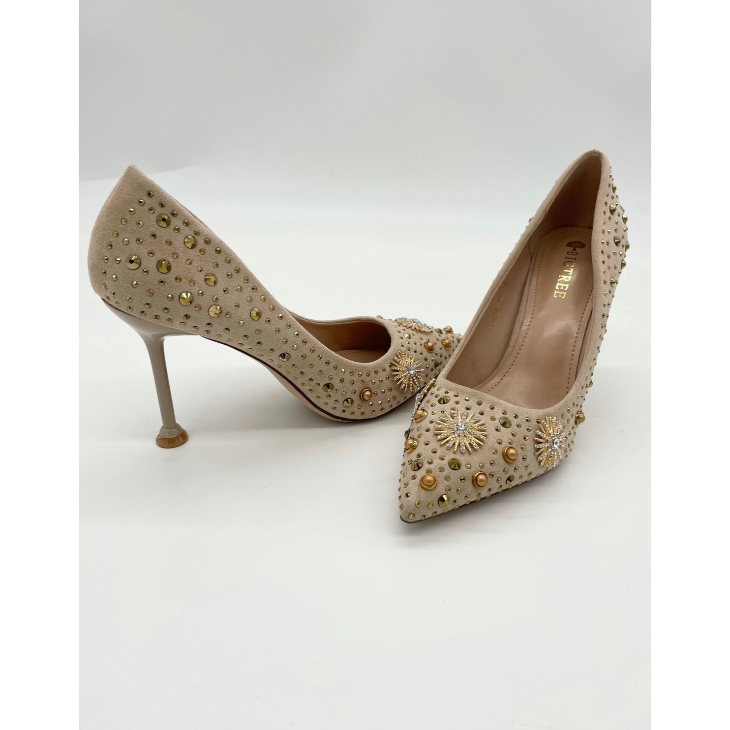 Beige clearance gold heels