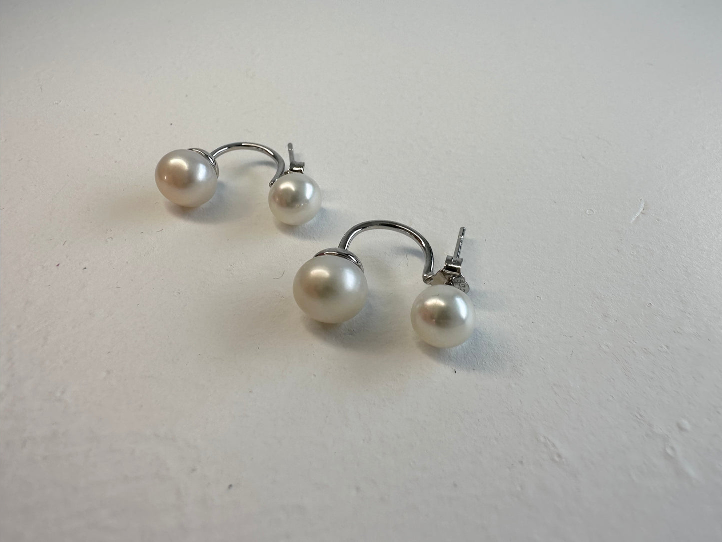 Double pearl Betty earrings