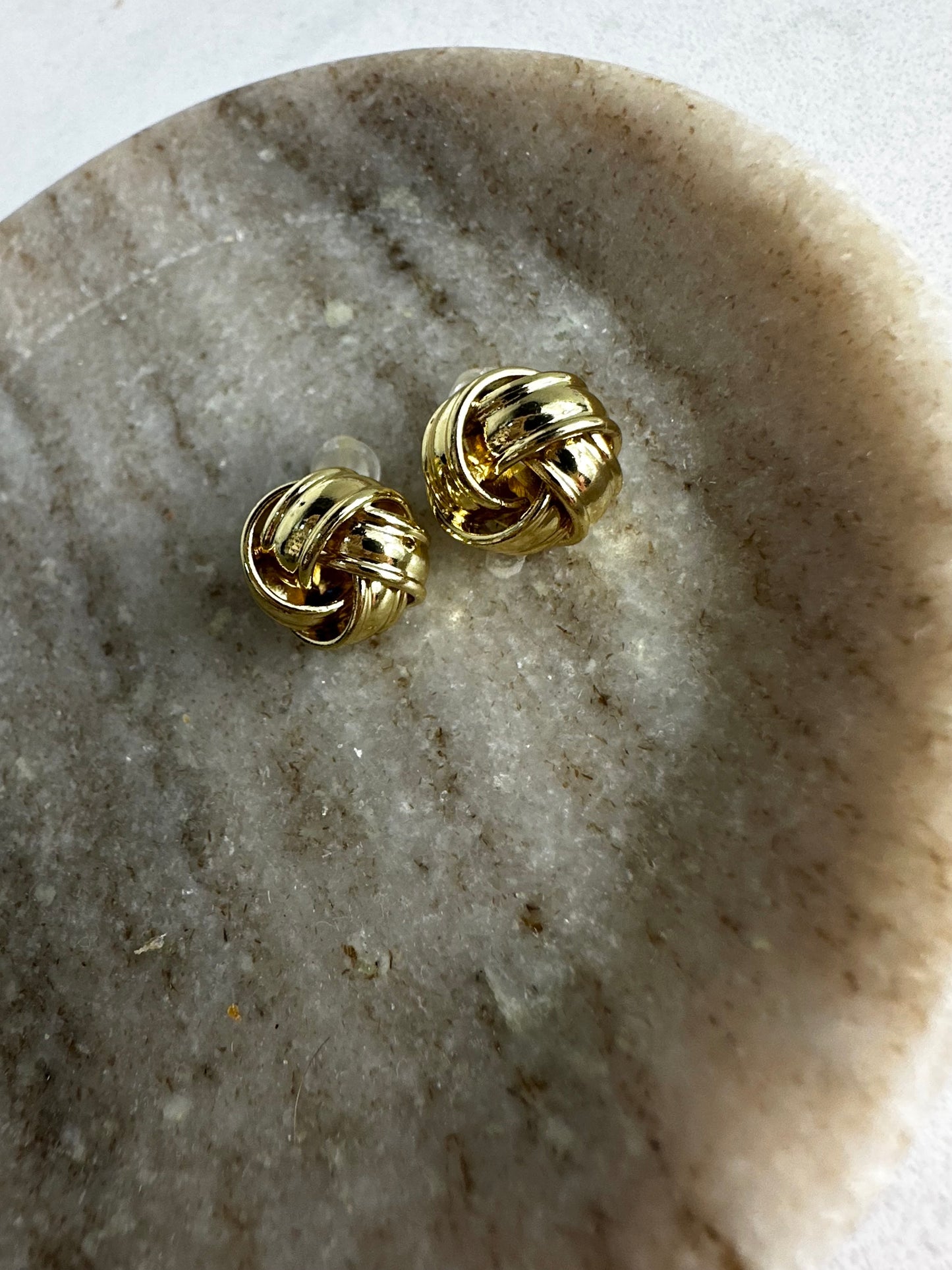 Ivy studs ‘gold’