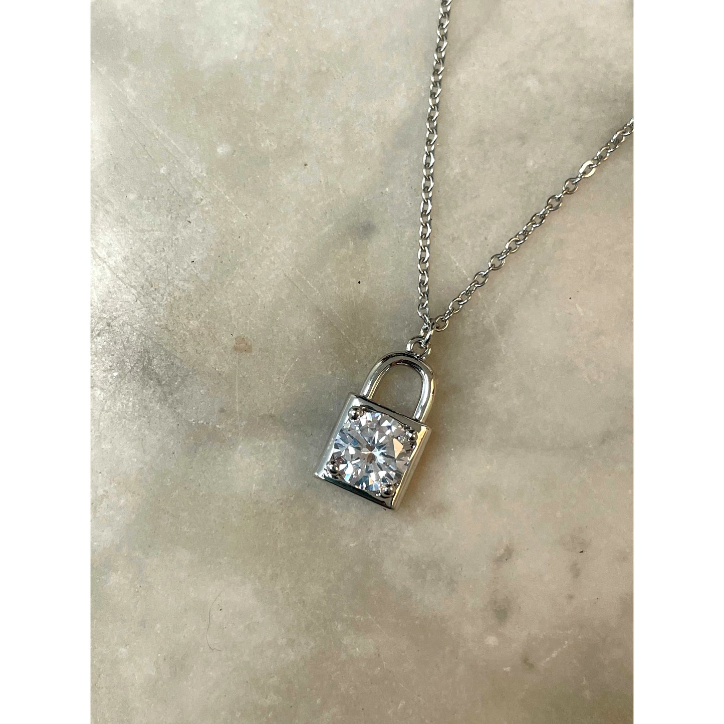 Padlock diamond necklace ‘silver’